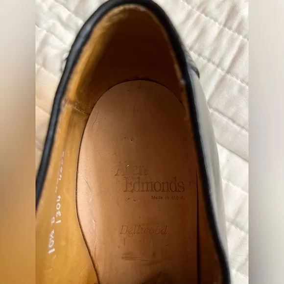 Allen Edmonds dellwood leather shoes