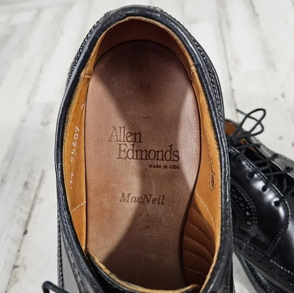 Allen Edmonds MacNeil Black Longwing Wingtips Men's Size Dress Shoes