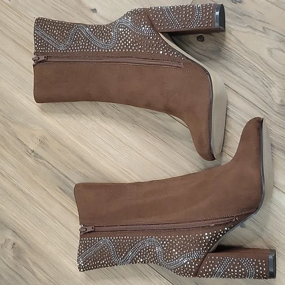 American Glamour Badgley Mischka Terra ADA heeled boots with