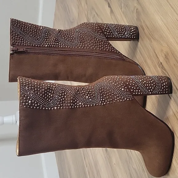 American Glamour Badgley Mischka Terra ADA heeled boots with