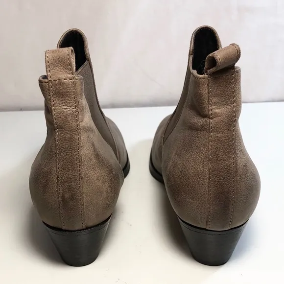 AQUATALIA ‘Fabia' Weatherproof Ankle Bootie 5.5