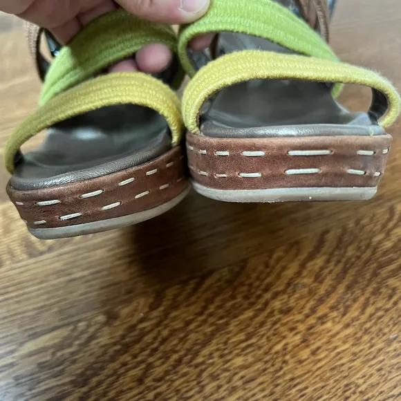 AQUATALIA Strappy Criss Cross Woven Colorful Wedge Sandals Italy Vacation 6.5