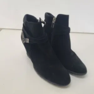 Aquatalia Suede Women's Wedge Ankle Boots Black Size 6 Classic
