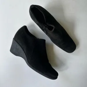 Aquatalia Weatherproof Black Suede Ankle Shoe Boot Wedges Size 7