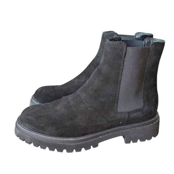 Aquatalia Women's Olessa Boots Black Suede Size 9 Chelsea Chunky