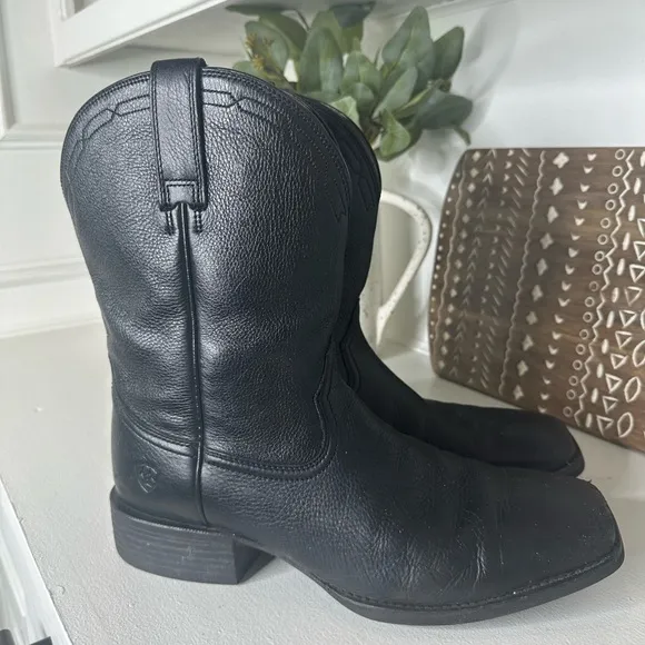 Ariat Black Square Toe Western Cowboy Classic Black Boots Men's - Size 11D