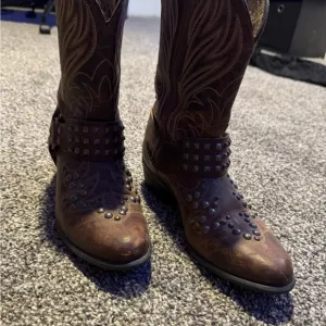 Ariat Brown Western Boots