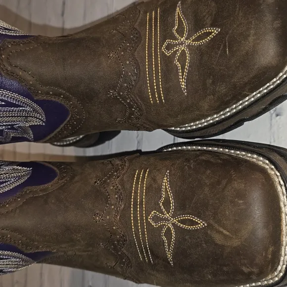 Ariat Woman's Brown and Purple Western Boots Size 8 M