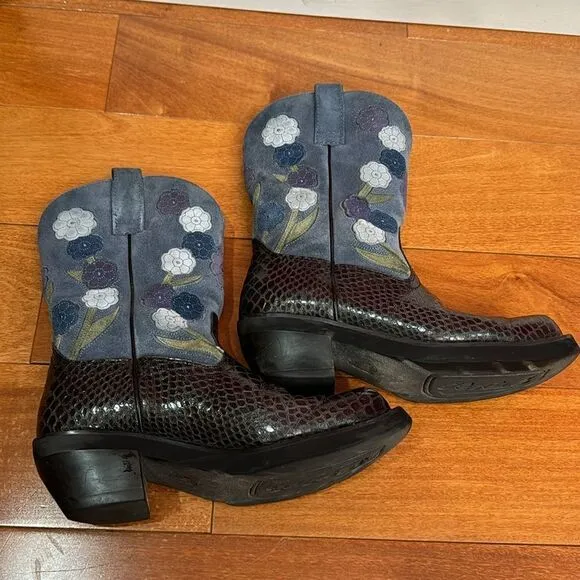 Ariat Womens Black Doll Baby Suede Floral Square Toe Cowgirl Boots Size 7.5