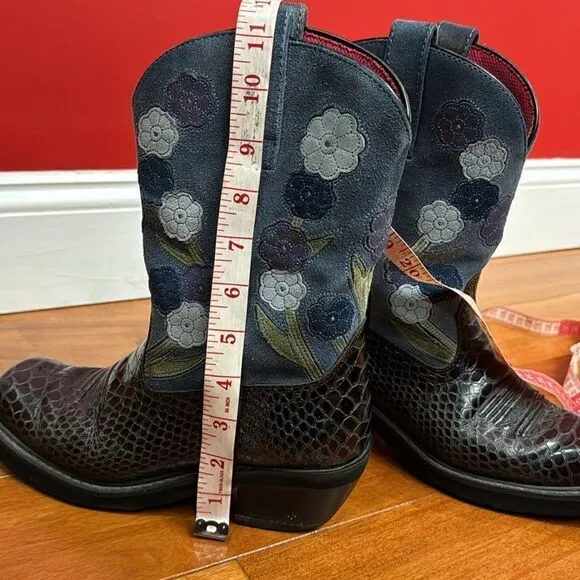 Ariat Womens Black Doll Baby Suede Floral Square Toe Cowgirl Boots Size 7.5