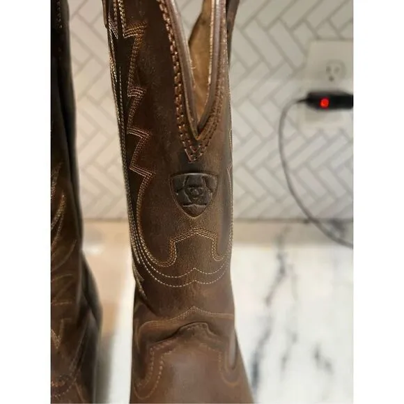 Ariat Womens Heritage R Toe Western Boots - 10001021 Size 10C open box