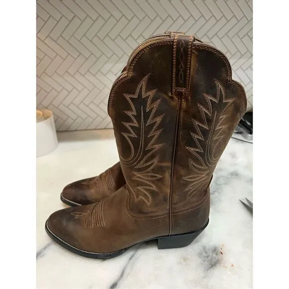 Ariat Womens Heritage R Toe Western Boots - 10001021 Size 10C open box