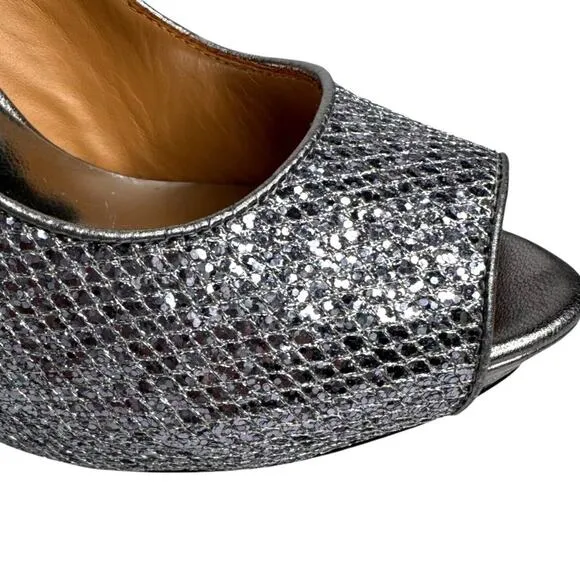 Badgley Mischka Silver Metallic Peep-Toe Platform Heels Size 8 Evening Shoes