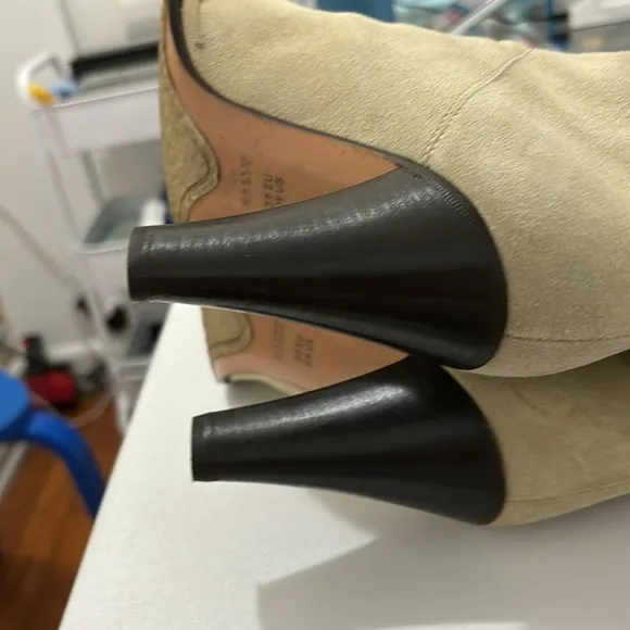Bally boots 8.5