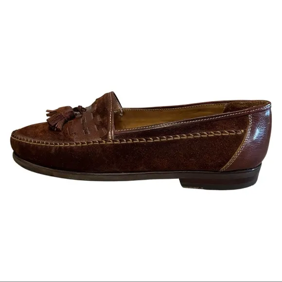 BALLY loafer, luxurious, high quality, nubuck with leather accents and tassels
