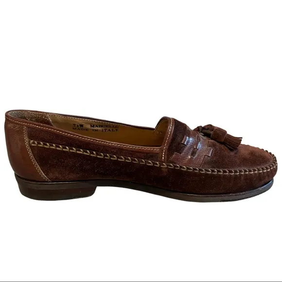 BALLY loafer, luxurious, high quality, nubuck with leather accents and tassels