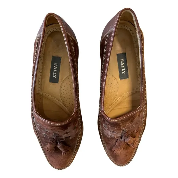 BALLY loafer, luxurious, high quality, nubuck with leather accents and tassels