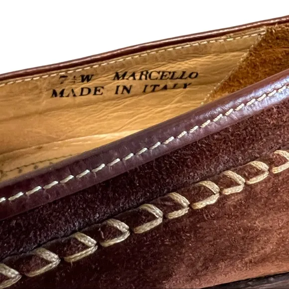 BALLY loafer, luxurious, high quality, nubuck with leather accents and tassels