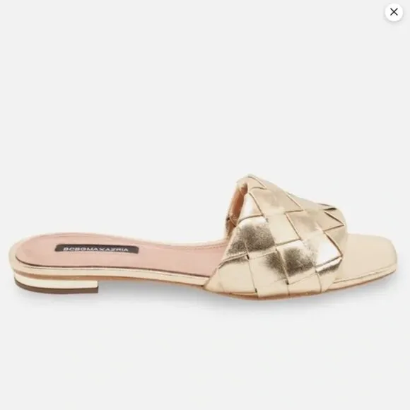 BCBG Max Azria Gold Remi Leather Woven Slide Sandals W 7.5 Preppy Beachy Coastal