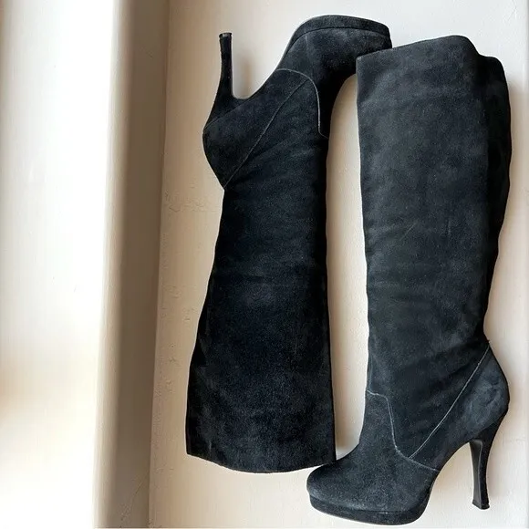 BCBGeneration Dishy Black Suede Platform Heeled Boots Women’s Size 9