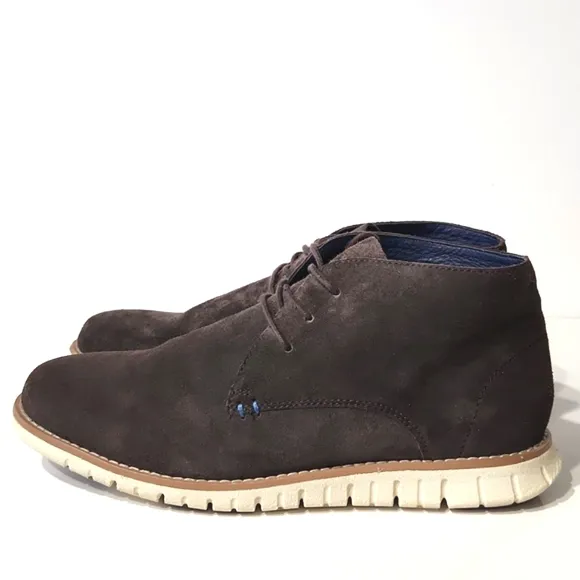 BearPaw Men's Brown Suede Gabe Chukka Boots Men's Size 8 EUC!!