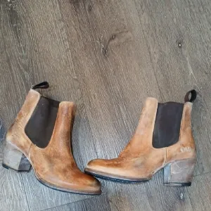 Bed Stu Cobbler Series Boots Size 7