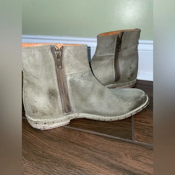 Bed Stu Suede Distressed Green Side Zip Whipstich 8 Boho, Western Booties