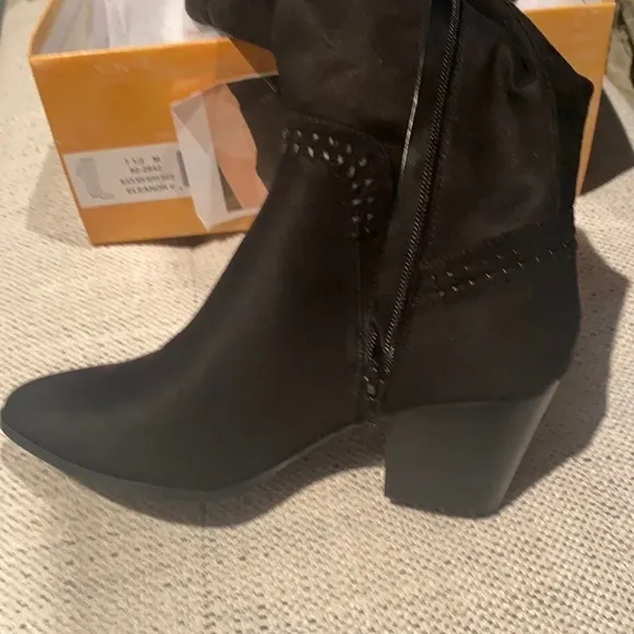 Bella Vita Black  Heel Boots NEW