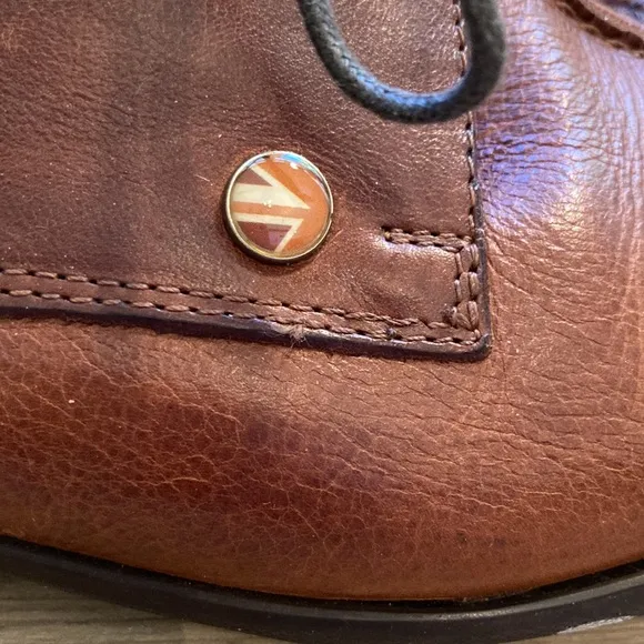 Ben Sherman dress shoes size 8 with pin button logo