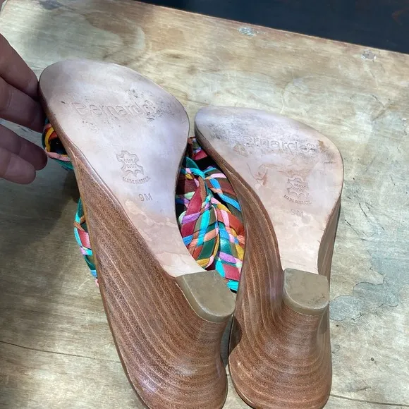 Bernardo slides size 9 braided leather retro knotted multi-color 70's madras