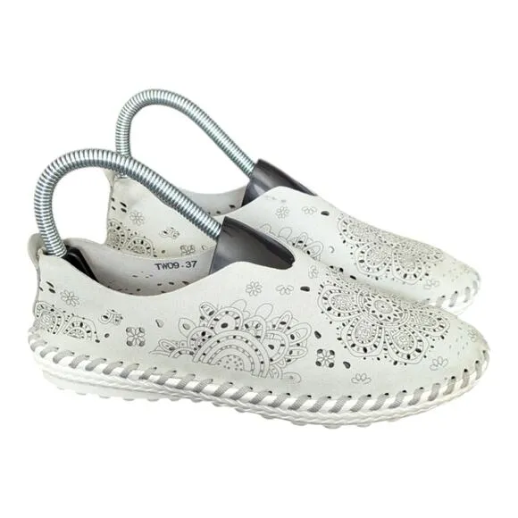 Bernie Mev TW09 Slip On Leather Flats Suede Shoes Gray Laser Cut Womens 37 Grey