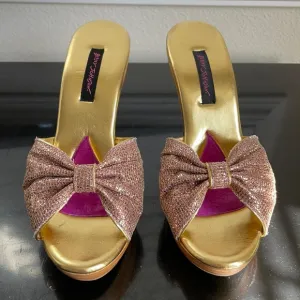 Betsey Johnson sparkly shoe