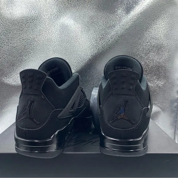 Black Cat-Jordan Air Jordan 4 man’s size 8.5
