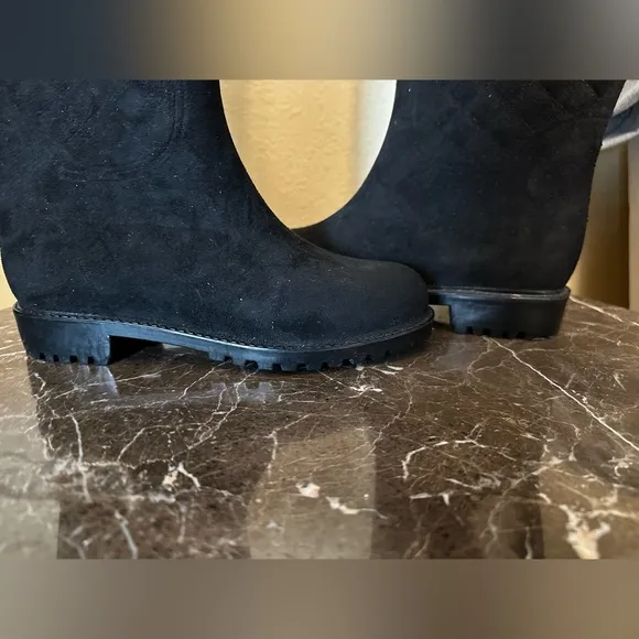Black suede Tommy Hilfiger boots