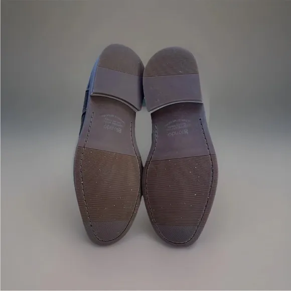 Blonde Brown Suede Chukka Boots Size 10.5