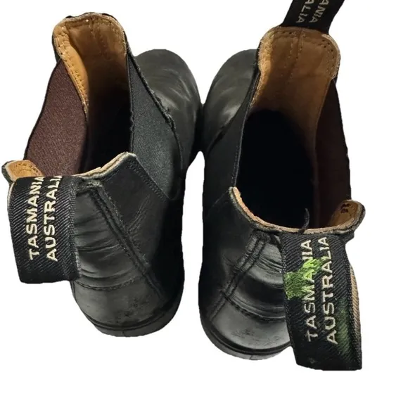 Blundstone Classic Black Chelsea Boot in Women’s Sz 9/Mens 7 US/6 AU/UK