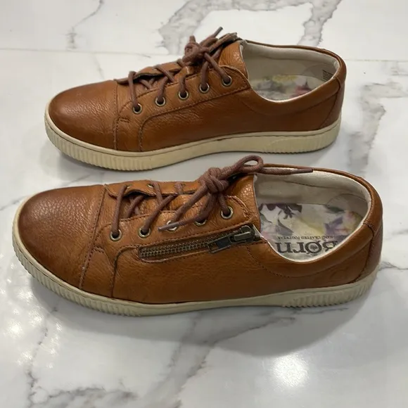 Born hand crafted footwear tan leather with side zipper 9m