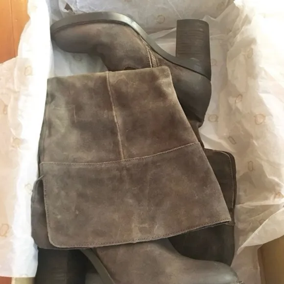 BORN Kathleen Women's Brown Suede Over The Knee Boots NEW