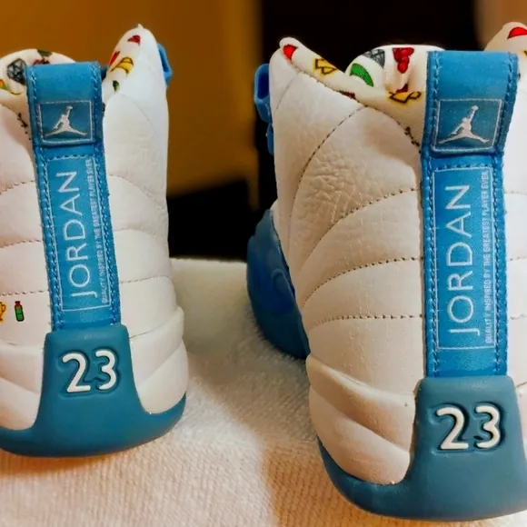 *BRAND NEW* Nike Air Jordan 12 XXII Retro - Kids Youth Size 3.5