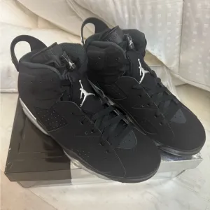 Brand New Retro 6 Black Metallic Sliver Sneakers