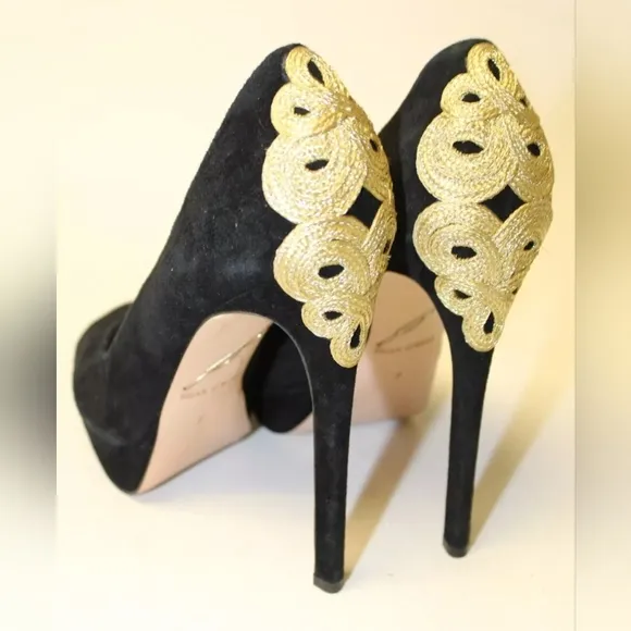 BRIAN ATWOOD DESIGNER PLATFORM PEEP TOE HEELS WITH PLATFORM. SUEDE &amp; LEATHET