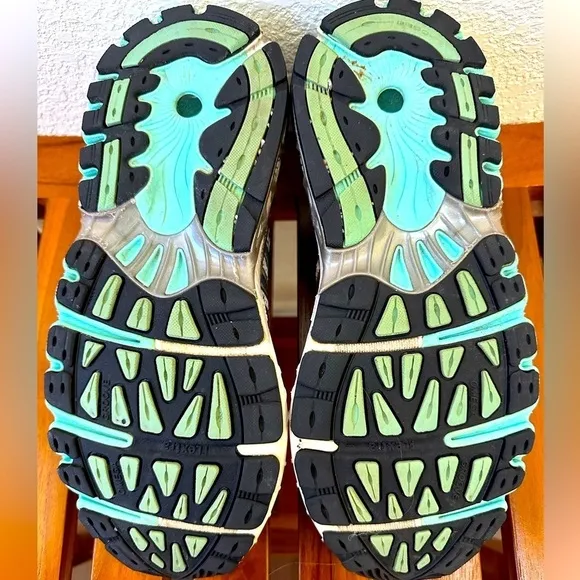 Brooks Ariel, size 9 EU 40.5 aqua/silver/gray, width B