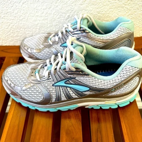 Brooks Ariel, size 9 EU 40.5 aqua/silver/gray, width B