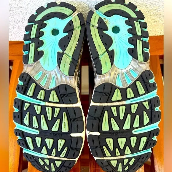Brooks Ariel, size 9 EU 40.5 aqua/silver/gray, width B