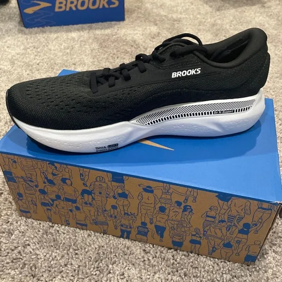 Brooks Men's Adrenaline GTS 24 Running Shoes, Black/White Size 9.5 D 1104371D087