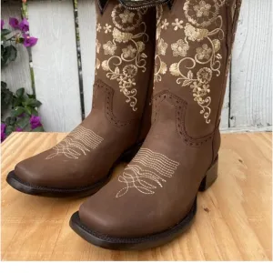 Brown Ankle Boots with Floral Embroidery