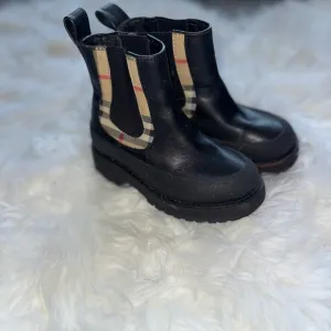 Burberry Kids Chelsea Boots Size 27 (10US)