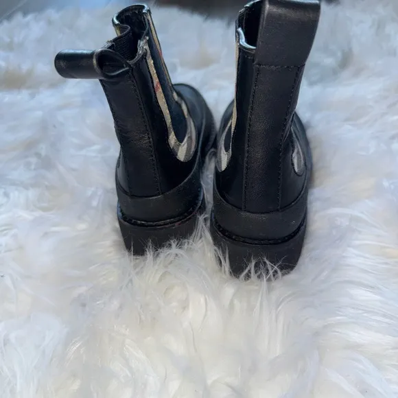 Burberry Kids Chelsea Boots Size 27 (10US)