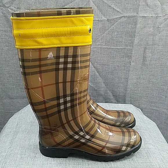 Burberry Wharton Haymarket classic check tall rainboot  women's sz 38