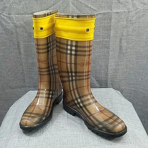 Burberry Wharton Haymarket classic check tall rainboot  women's sz 38
